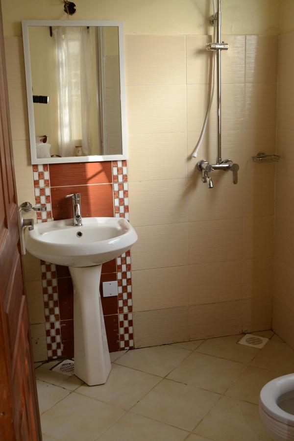 Elegant Comfy Rooms- Jkia Nairobi Exteriör bild